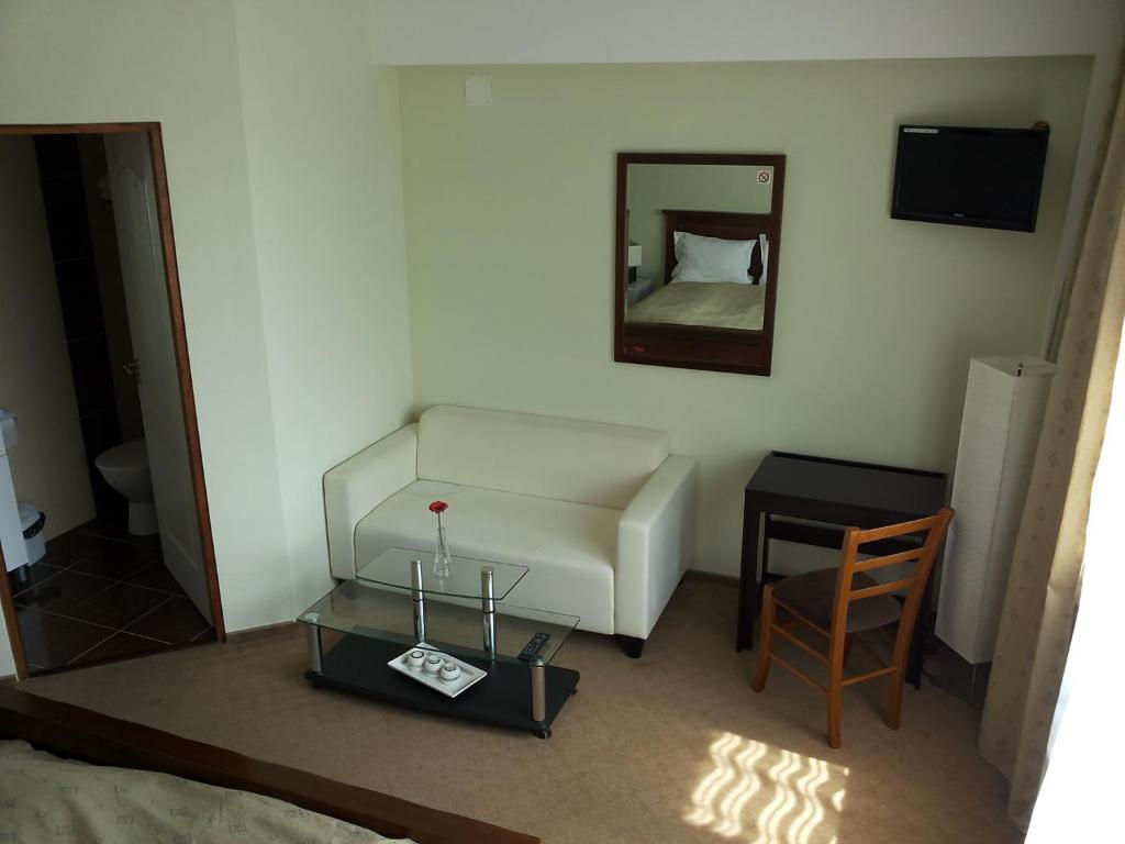 Hotel Oxigen Petroşani Quarto foto